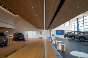 Arabian Automobiles Reveals World’s Largest INFINITI Showroom in Dubai